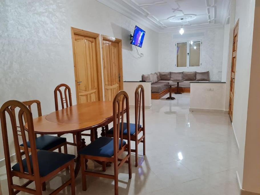 Appartement A Louer 라라슈 외부 사진
